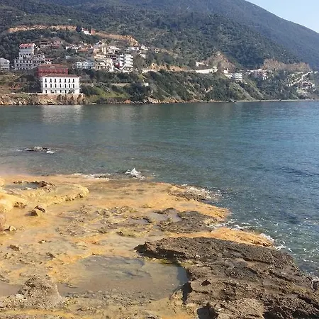 Hotel Foivos